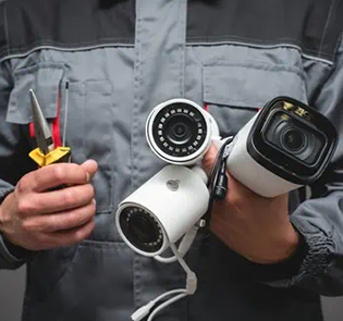 https://palmtechoman.com/wp-content/uploads/2025/05/get-know1-1.jpg